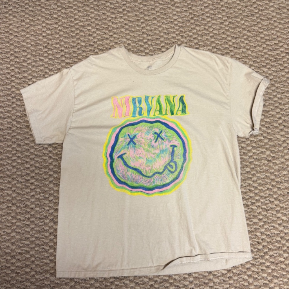 Retro Smiley Band Tee